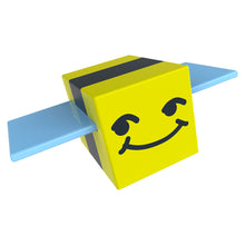 Load image into Gallery viewer, Bee Swarm Simulator – Mystery Bee Starter Pack (Three 1" Minifigures & Honeycomb Cases, Series 1)